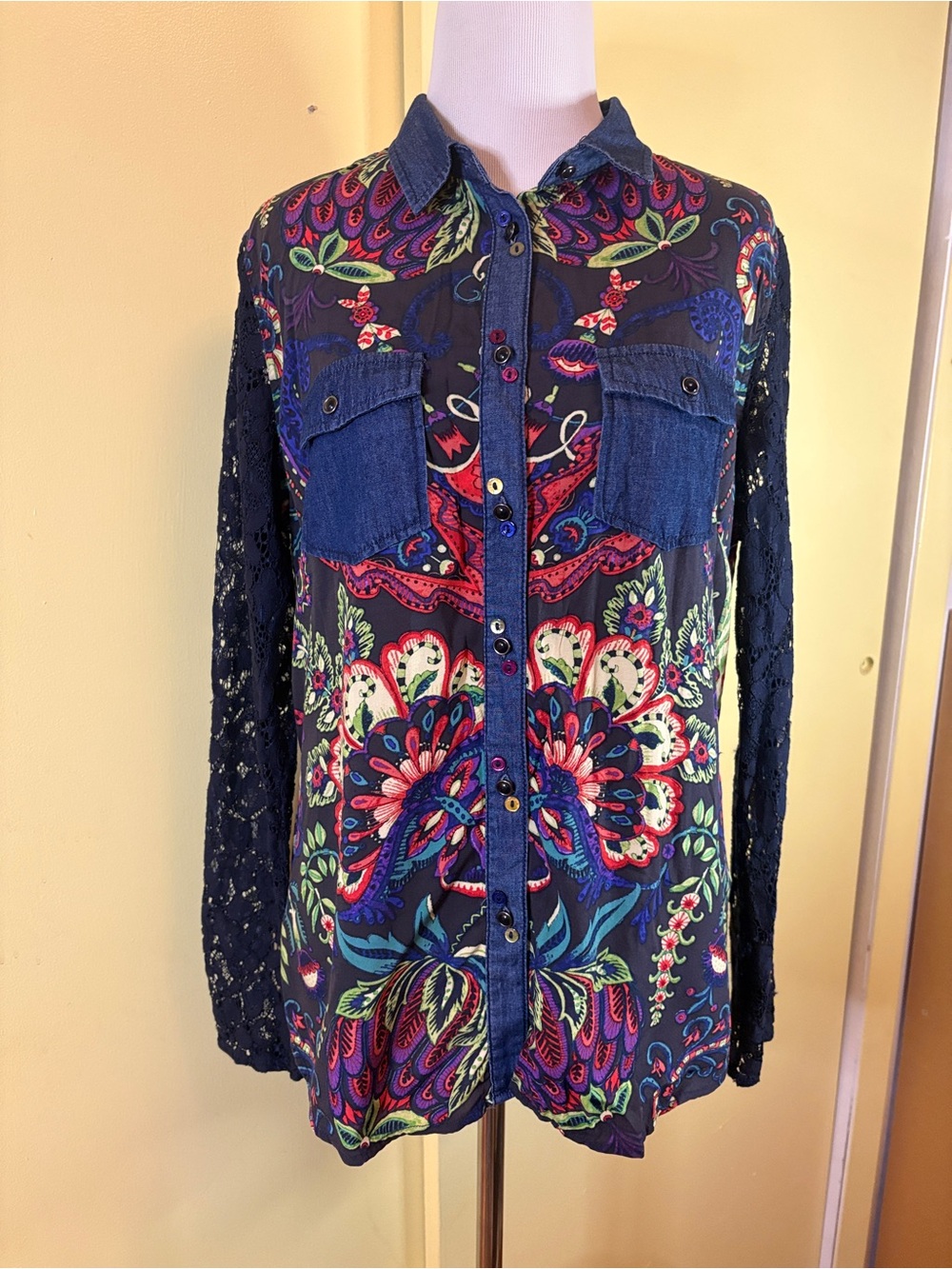 Desigual. Knitted Sleeves. Jean Top - Picture 2 of 13